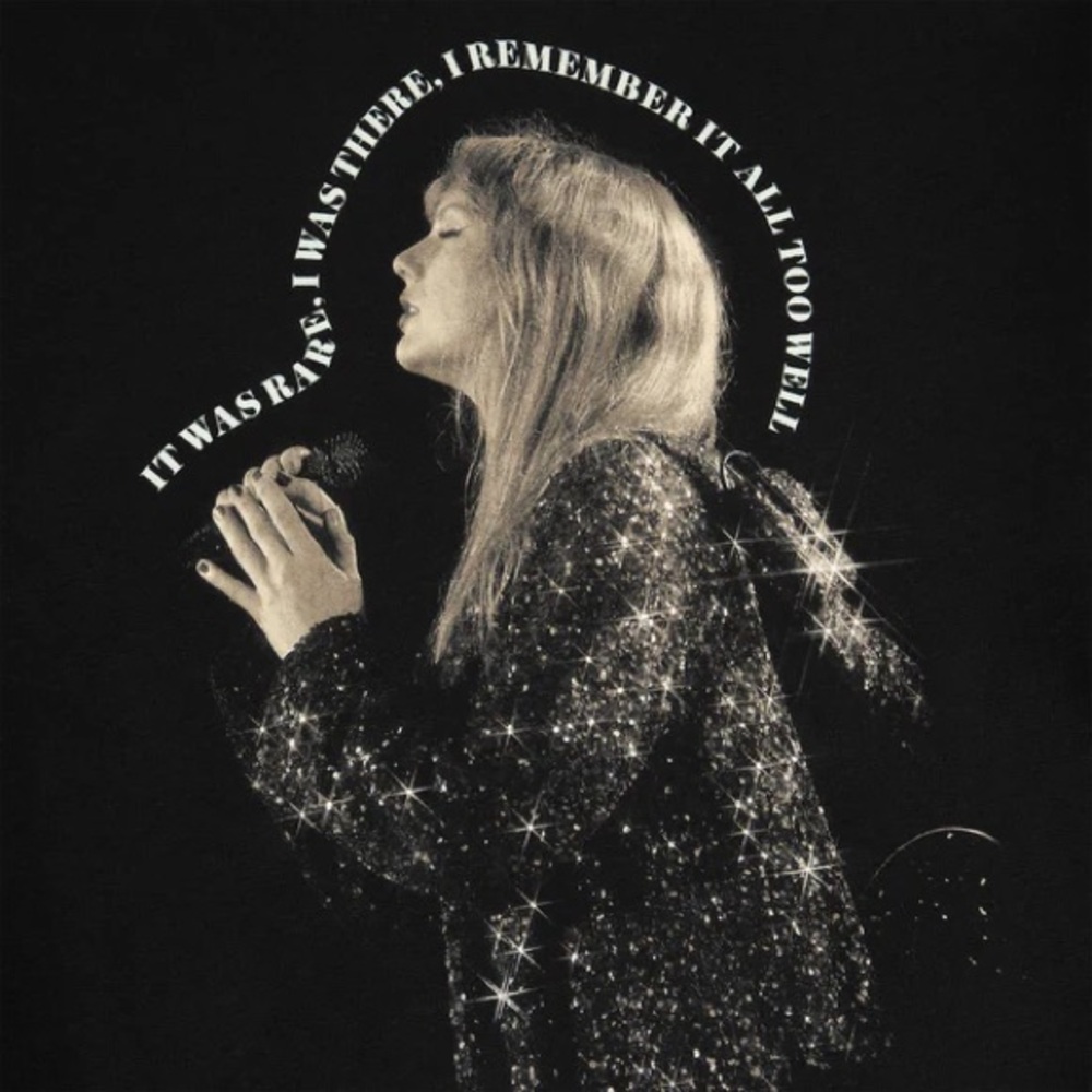 TAYLOR SWIFT • THE ERAS TOUR ALL TOO WELL LIVE PHOTO OVERSIZED CREWNECK (M) - Picture 8 of 9